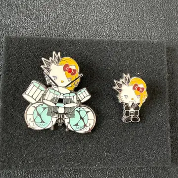 yoshikitty 핀 배지 2개 세트