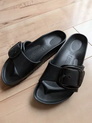 BIRKENSTOCK EVA 블랙 버켄스탁 여성용 샌들