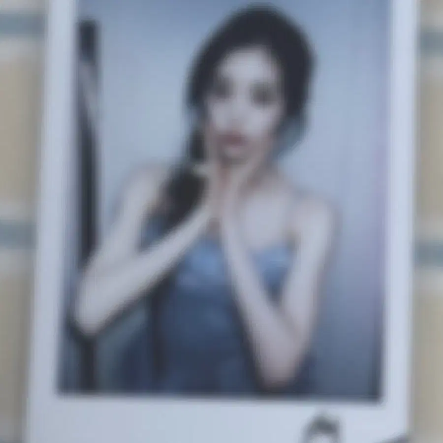 Shop polaroid signed on Bunjang Global Site - No more Korean account!