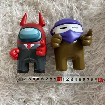 2개 세트 어몽어스 피규어