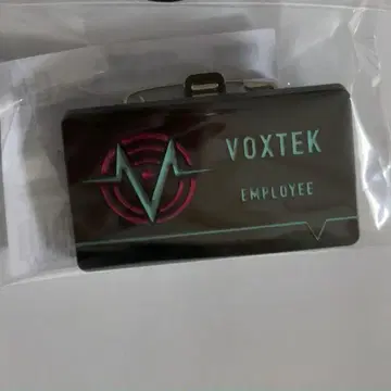 해즈빈 호텔 팝업 VOXTEK사 직원풍 배지