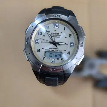 가동품. CASIO wave ceptor 터프 솔라 손목시계 본체