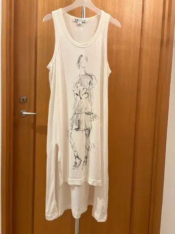 Y-3 그래픽 슬리브리스 화이트 S