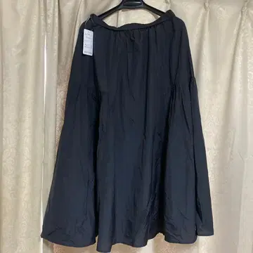 CARRIERE 플레어 스커트 블랙