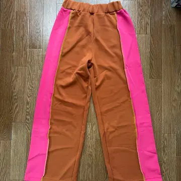 RE. 아르이도트 나카 리이사 호소쿠미엘르요 라인 팬츠