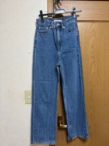 [ SNIDEL/Levi's ] 하이 루즈 데님 24 사이즈 새상품급