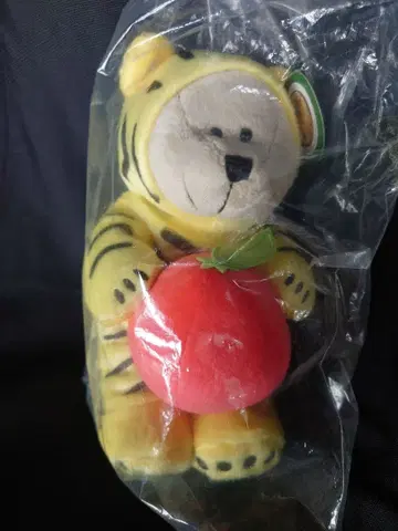 Starbucks 베어리스타 경자년 호랑이 봉제 인형