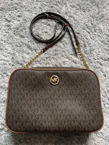 MICHAEL KORS 숄더백 MK 로고 선착순