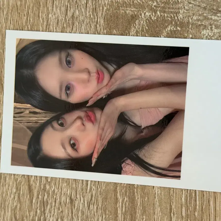 ARTMS LOONA Jinsoul Signed Polaroid | Bunjang Global