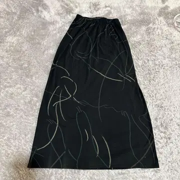 요건 레일 플레어 롱 스커트 M 일광화상 자국