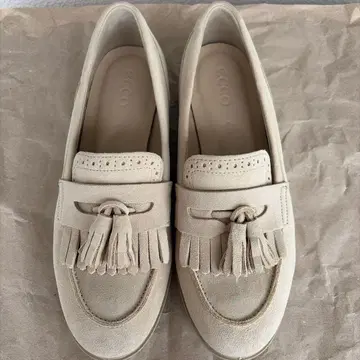 [ 새상품급 ] ECCO Dress Classic 15