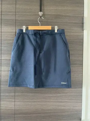 새상품 타이틀리스트 Titleist 골프 스커트 네이비 L
