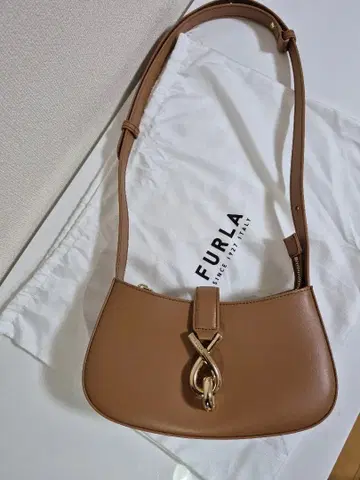 FURLA MiANOVA 숄더백 미니 사이즈