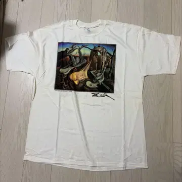 택 포함 데드스탁! Salvador Dali 티셔츠