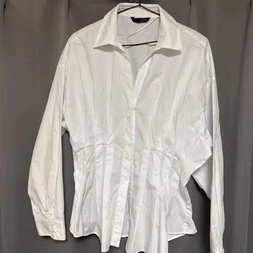 ZARA 화이트 긴팔 셔츠