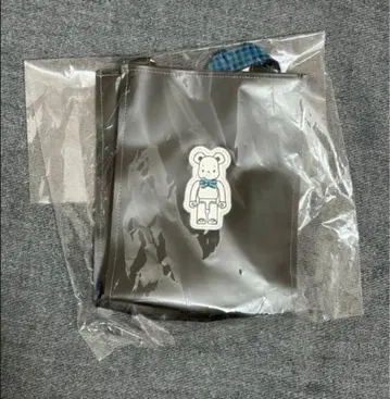 familiar 숄더백 BE@RBRICK x familiar