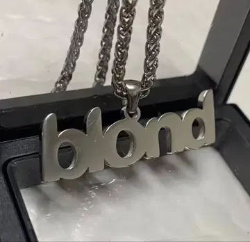타일러 더 크리에이터 프랭크 오션 blond 로고 목걸이 초레어