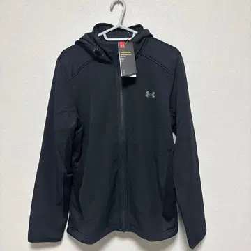 UNDER ARMOUR 후드티