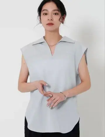 [타임세일] beauty&youth 스키퍼 프렌치 슬리브 블라우스