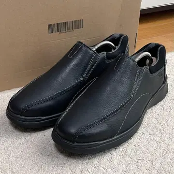 클락스 코트렐 스텝 25.5cm 슬립온 블랙