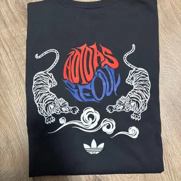 미사용 새상품 adidas SEOUL 티셔츠 블랙 S사이즈