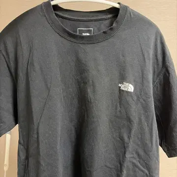 THE NORTH FACE 블랙 티셔츠