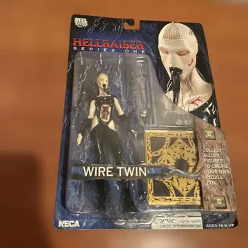 WIRE TWIN -와이어 트윈-(혀 내밀기) [헬 레이저] NECA