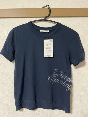 ZARA Norrebro Copenhagen 티셔츠 네이비 S