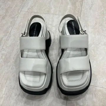 찰스앤키스 통굽 샌들