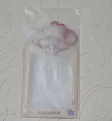 해즈빈 호텔 팝업 트레이딩 카드 홀더 (루시퍼)