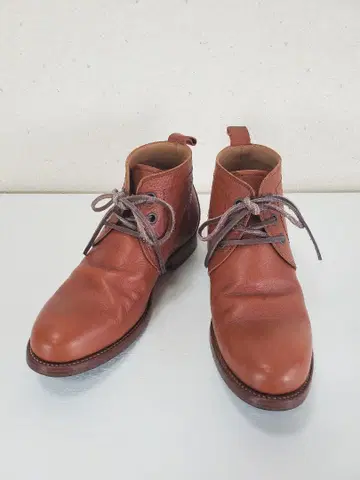 plus by chausser 플뤼스 바이 쇼세 소가죽 처카 부츠