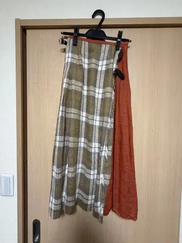 O'NEIL OF DUBLIN 린넨 랩스커트
