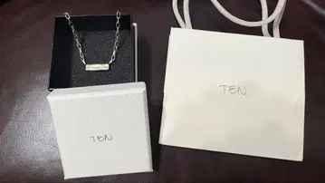 TEN. 목걸이 실버 컬러