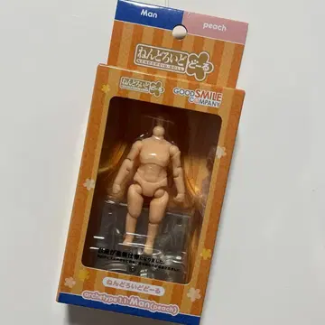 새상품 미개봉 넨도로이드돌 man peach