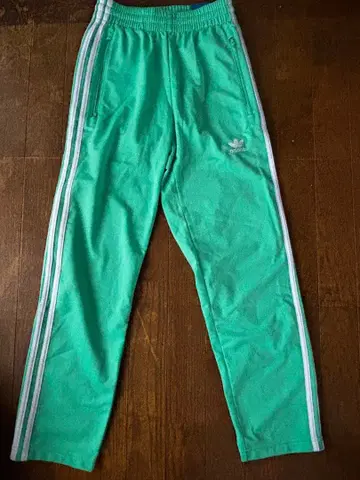 새상품 아디다스 adidas Originals 트랙 팬츠 그린