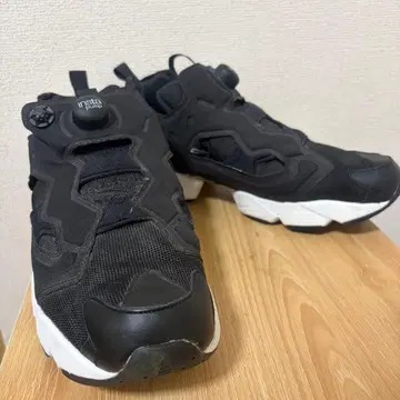 리복 인스타펌프 퓨리 블랙