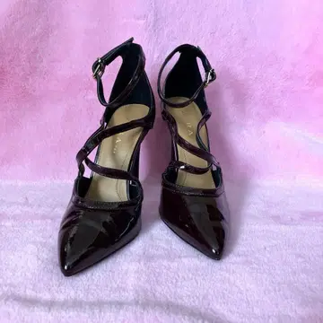 ZARA/에나멜 펌프스