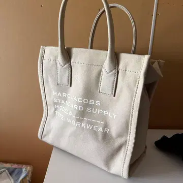 MARC JACOBS 토트백 미디엄
