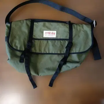 Manhattan Portage 메신저 백 올리브