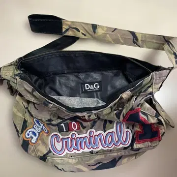 D&G 빈티지 카모플라주 숄더백