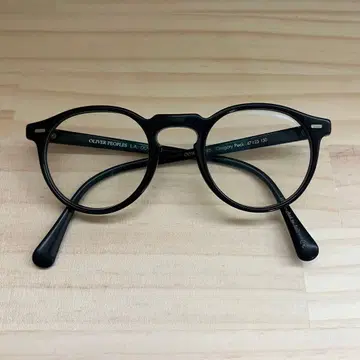 OV5186A 1005 올리버 피플스 그레고리 펙 블랙