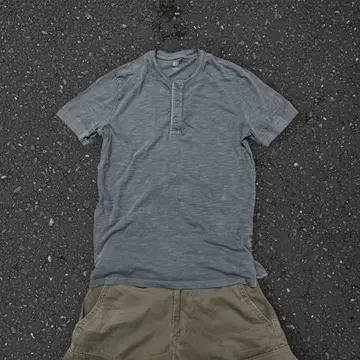 00s [ archive ] GAP Henley neck T-shirt