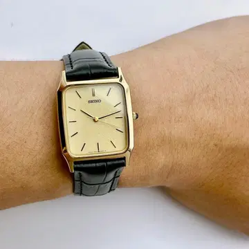 컨디션 최상 빈티지 SEIKO 세이코 스퀘어 탱크 90s tank
