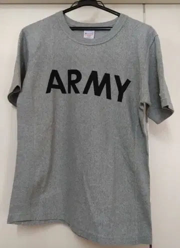 Champion Reverse Weave ARMY 티셔츠