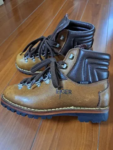EIGER 트레킹(등산화) 신발 가죽 브라운