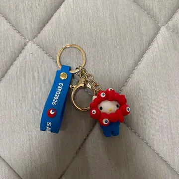 헬로키티 미야쿠미야쿠 키링
