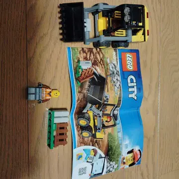 LEGO City 60219 건설 기계 미니 피규어 포함