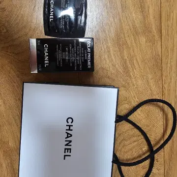 シャネル エクラプレミエラバーズメイクベース