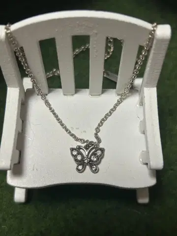 ANNA SUI 나비 모티브 목걸이