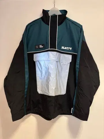 X-LARGE x Lining 콜라보 자켓